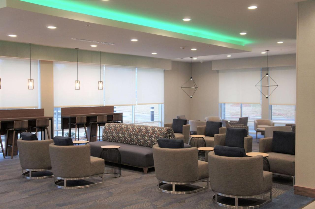 La Quinta Inn & Suites By Wyndham أكسفورد المظهر الخارجي الصورة